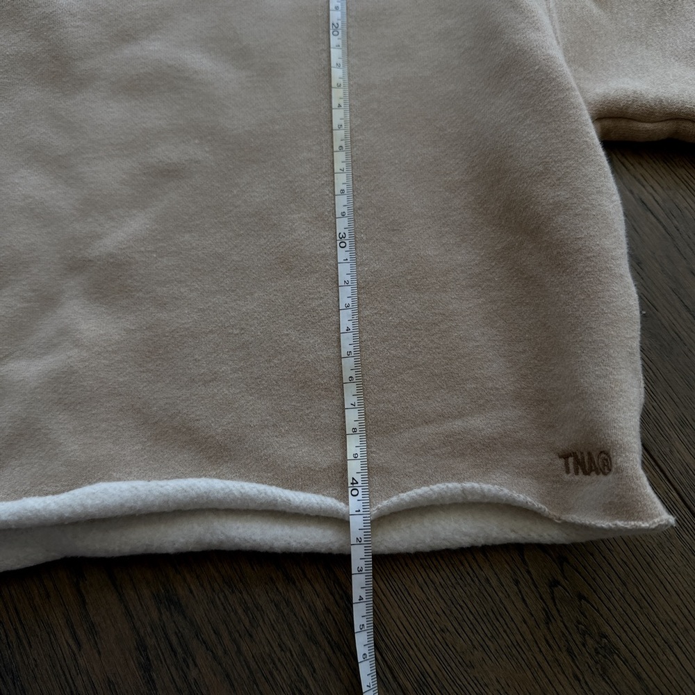 🤍Aritzia Tna Cozy Fleece Cropped Sweatshirt Beige XS - Picture 4 of 4